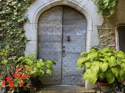 Superb 17th century Bearnaise farm in the heart of the Jurancon wine region just 20 minutes from Pau